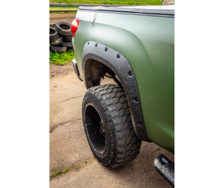 How Much Does It Cost to Lift a Truck [in 2022]? Money Help Blog